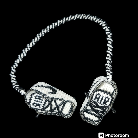 Beaded Nike Baby Shoes - Picture 2 of 3